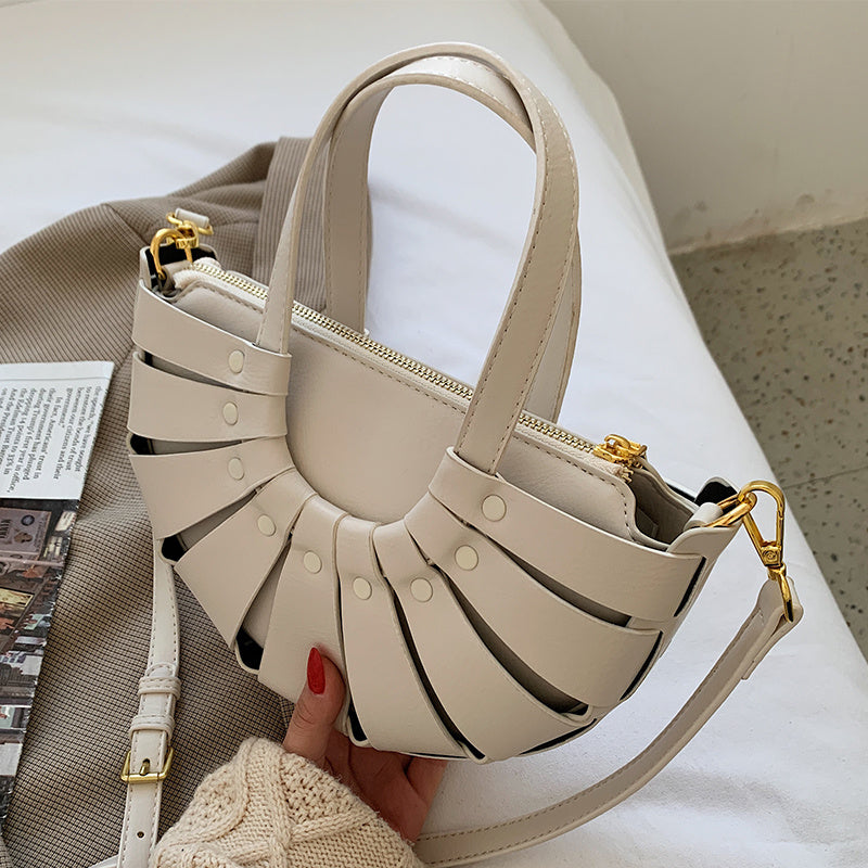 French Niche Handbag Retro Single Shoulder Messenger Bag