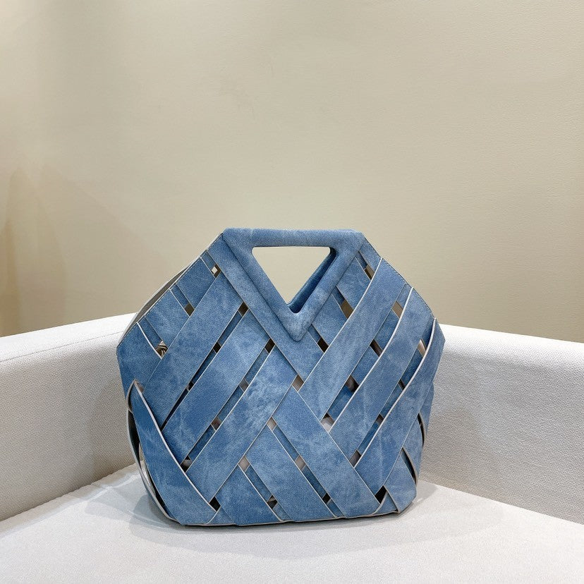 Vintage Minimalist And Fashionable Hollowed Out Woven Bag