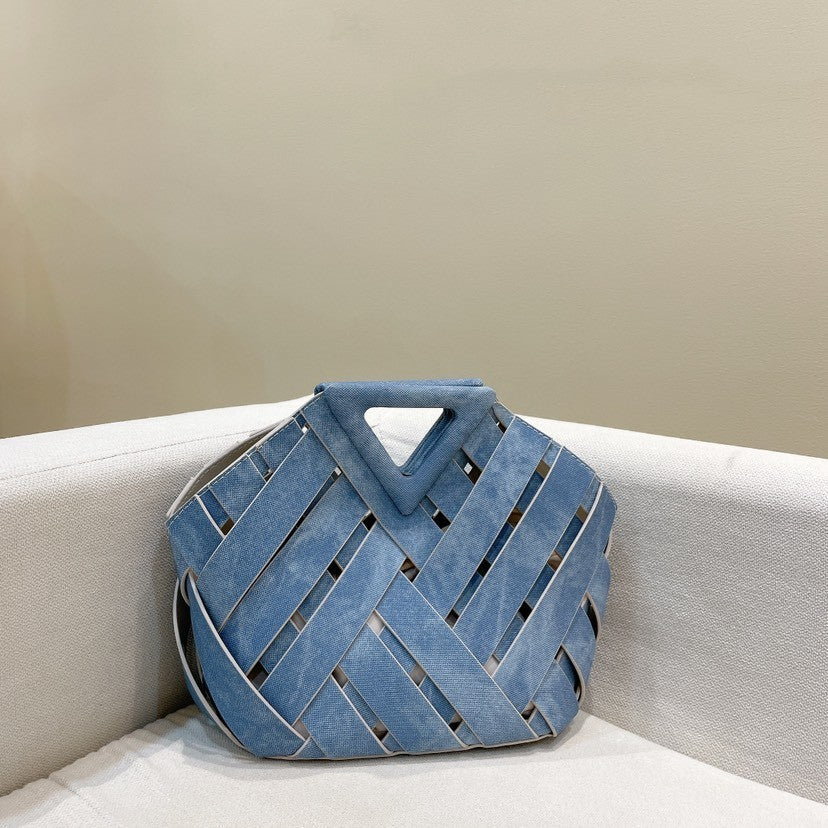 Vintage Minimalist And Fashionable Hollowed Out Woven Bag