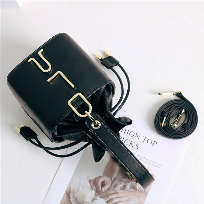 Cubed Couture: Premium Square Shoulder Bag for Elegant Ladies