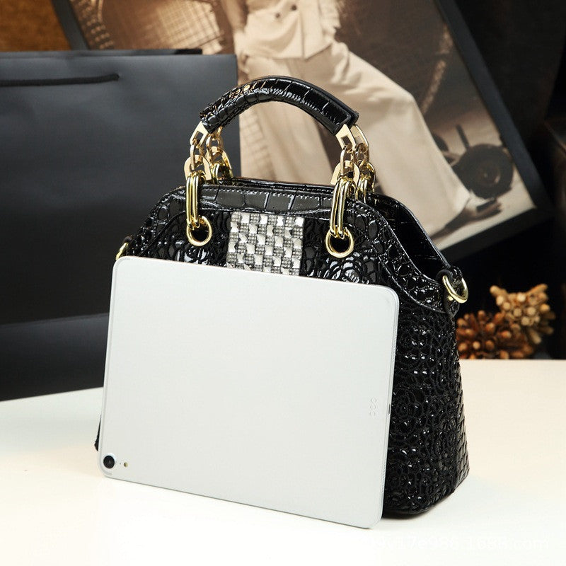One shoulder new diamond crossbody leather bag