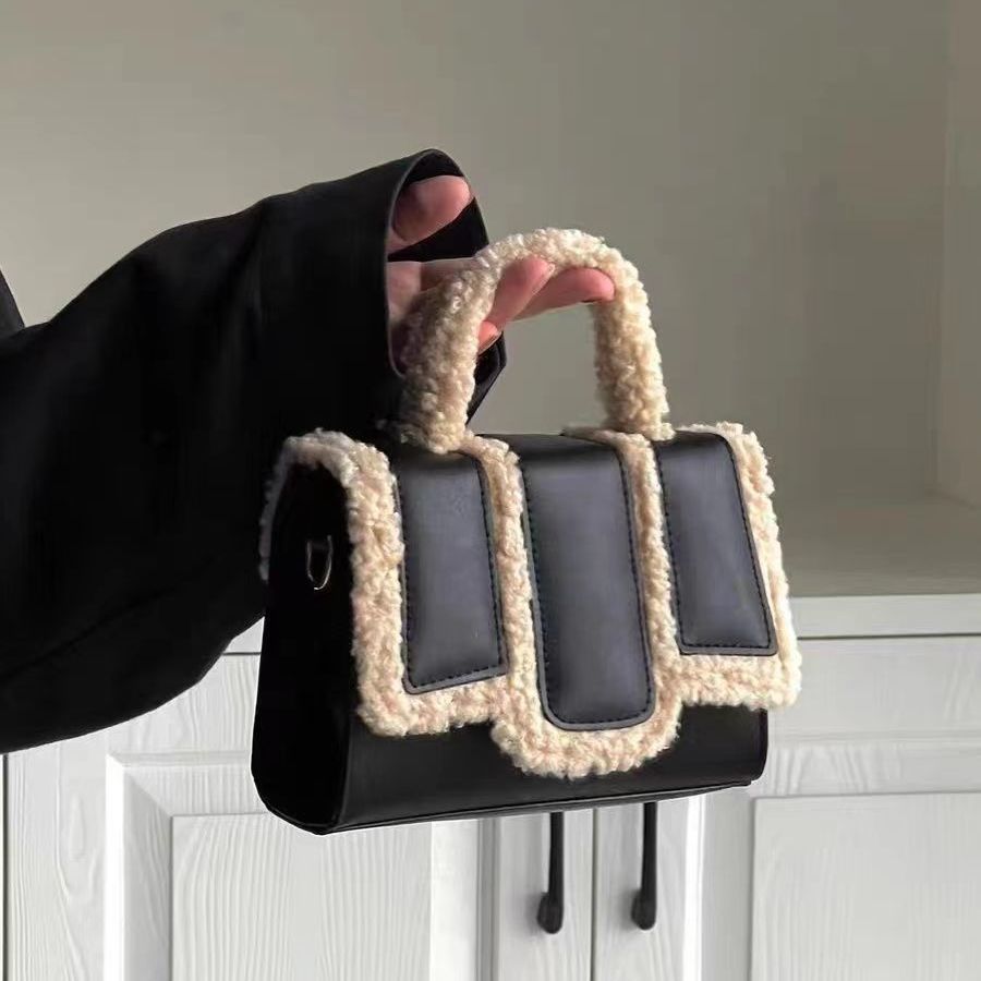 Lamb Wool Portable &amp; Fashion Crossbody Bag